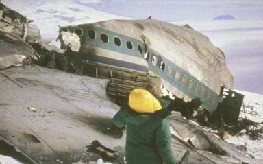 史上最惨烈的空难是什么情况，257人醒着从万米高空坠入岩浆？