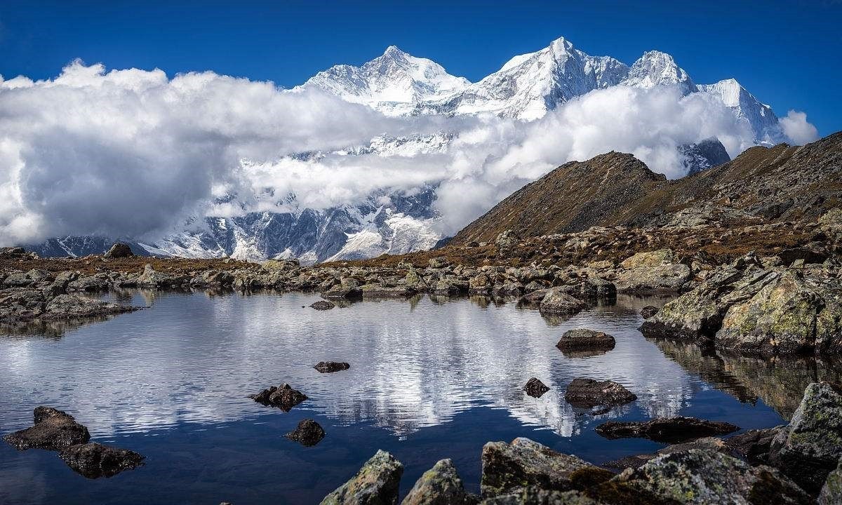 世界十大山峰高度排名