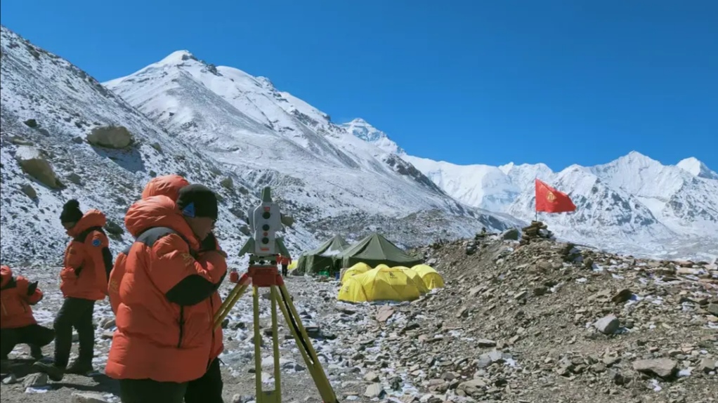 2021年珠峰登山季，采取了哪些防疫措施？