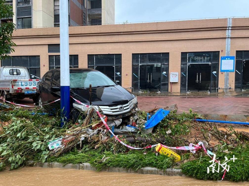 广东韶关遭遇破纪录暴雨：城市内涝、车库被淹，造成的损失有多严重？