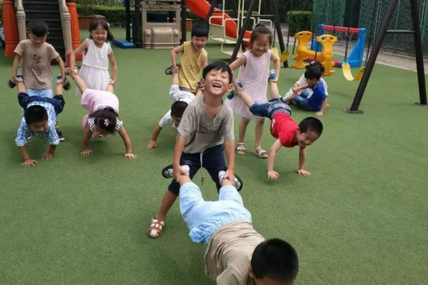 以游戏总动员写一篇幼儿园中班教案