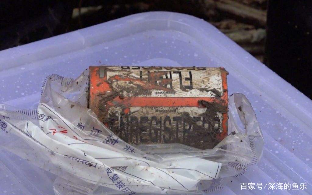 东航空难乘客“遗物”让人破防，这些遗物和残骸是否能帮助真相还原？