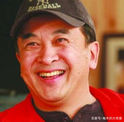 黄宏为什么被免职